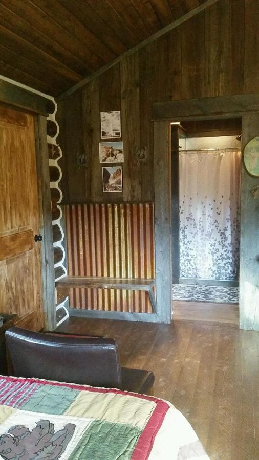 Creek Cabin ガーディナー エクステリア 写真